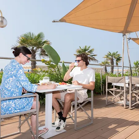 Otel Vidi Miramare & Delfino Lido di Jesolo