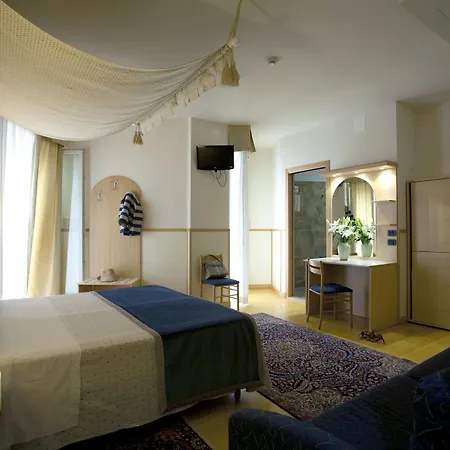 Vidi Miramare & Delfino Hotel 4*