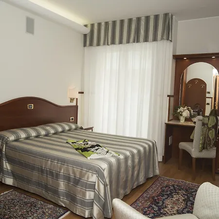 Vidi Miramare & Delfino Hotel