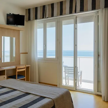 Hotel Vidi Miramare & Delfino 4*