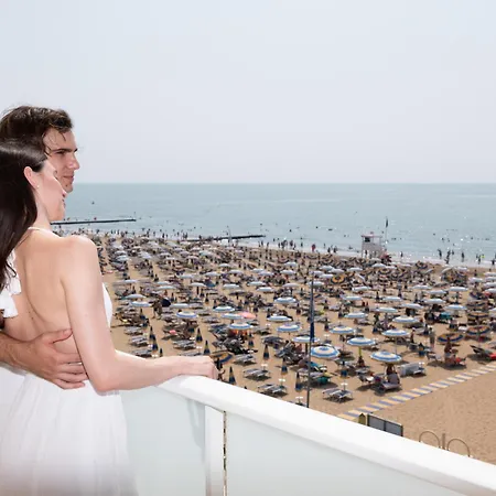 ホテル ホテルス ヴィディ ミラマーレ ＆ デルフィーノ 4*