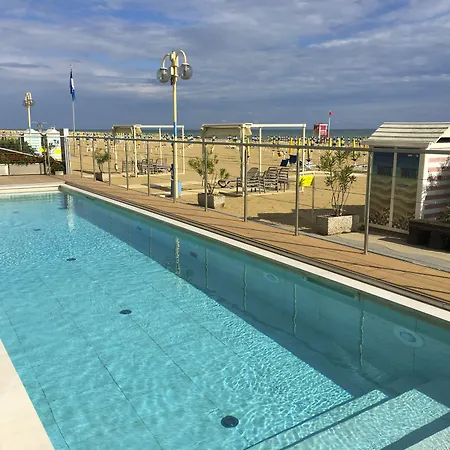 Ξενοδοχείο Vidi Miramare & Delfino 4*