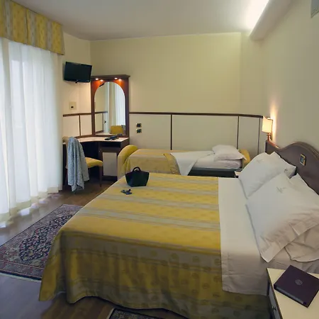 Vidi Miramare & Delfino Szálloda Lido di Jesolo