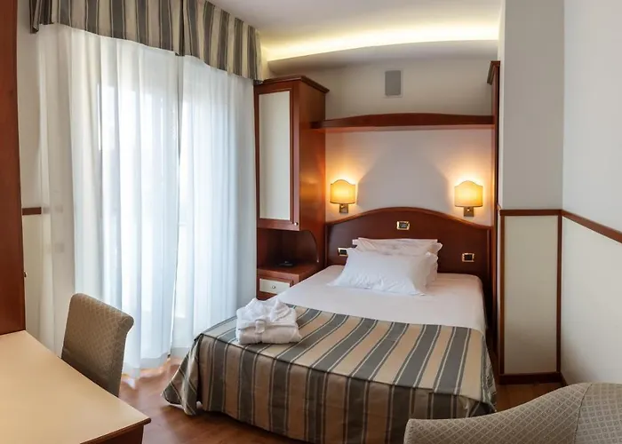 Vidi Miramare & Delfino Τζεσόλο Λίντο