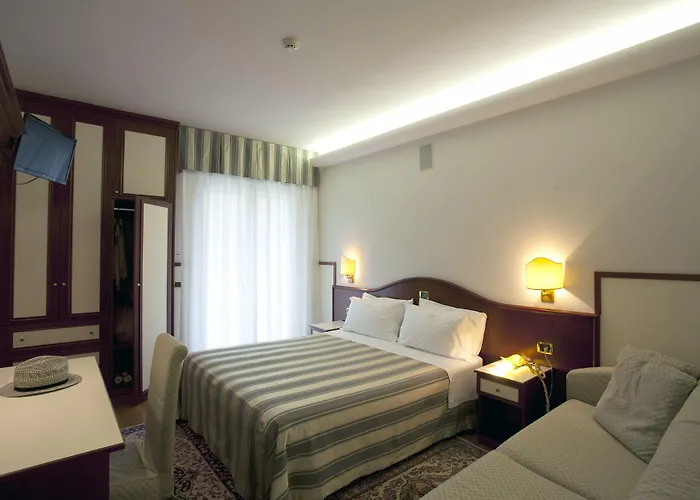 Vidi Miramare & Delfino